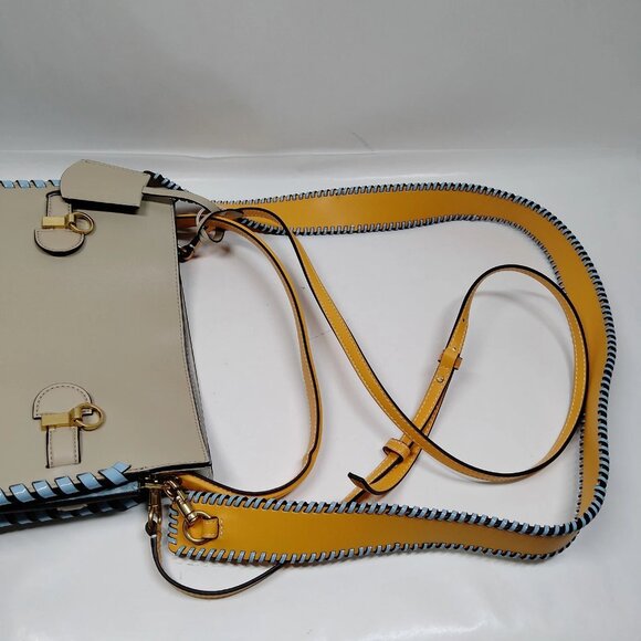 Authentic TORY BURCH Beige Leather Hand Bag mon364-111125 - Picture 5 of 16